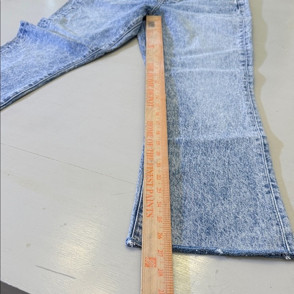 Veronica Beard Carly High Rise Kick Flare Jeans in Pebble Stone Size 26 - Picture 6 of 10